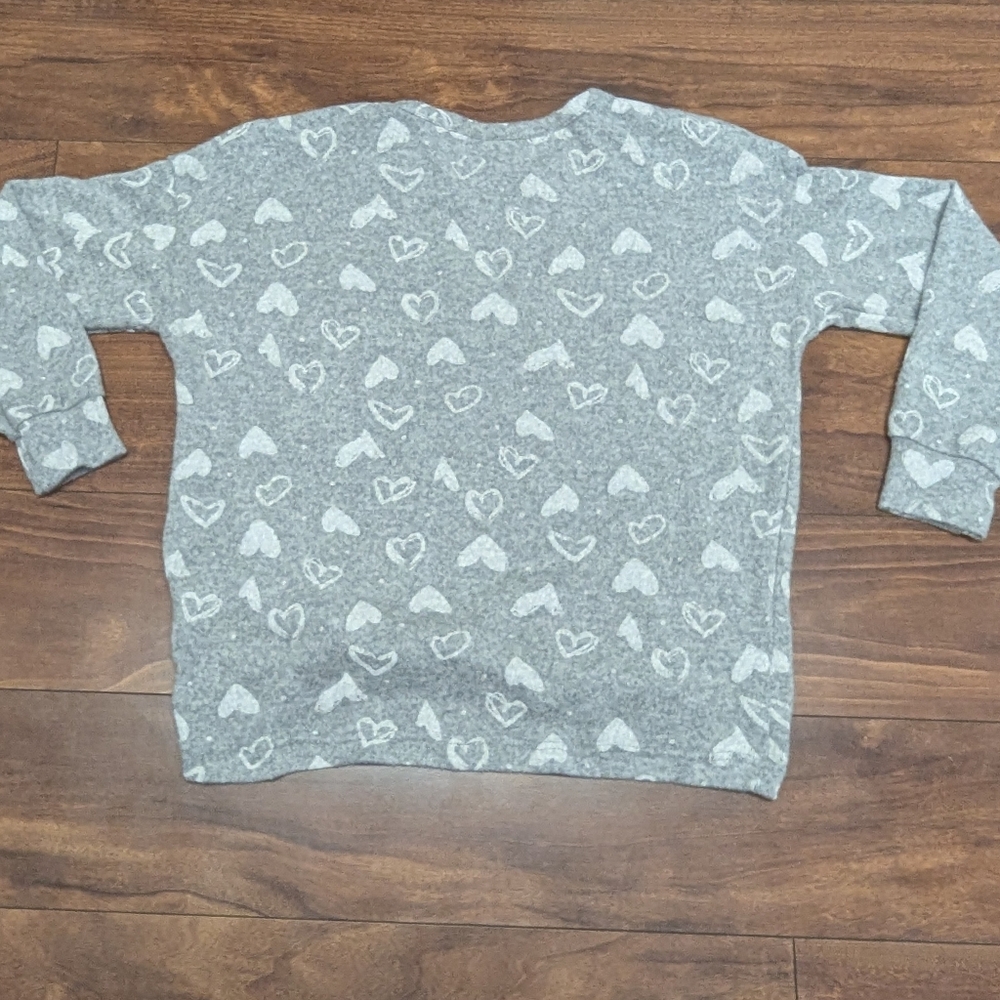 Gray Heart Pattern Sweater - Picture 2 of 7